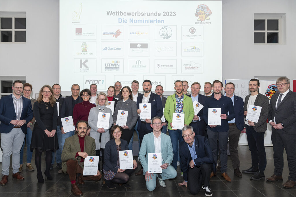 Die Nominierten des Ludwig 2023 beim Nominierungsabend im Uni Club Bonn (Foto: Jo Hempel) (Bildquelle: IHK Bonn/Rhein-Sieg)